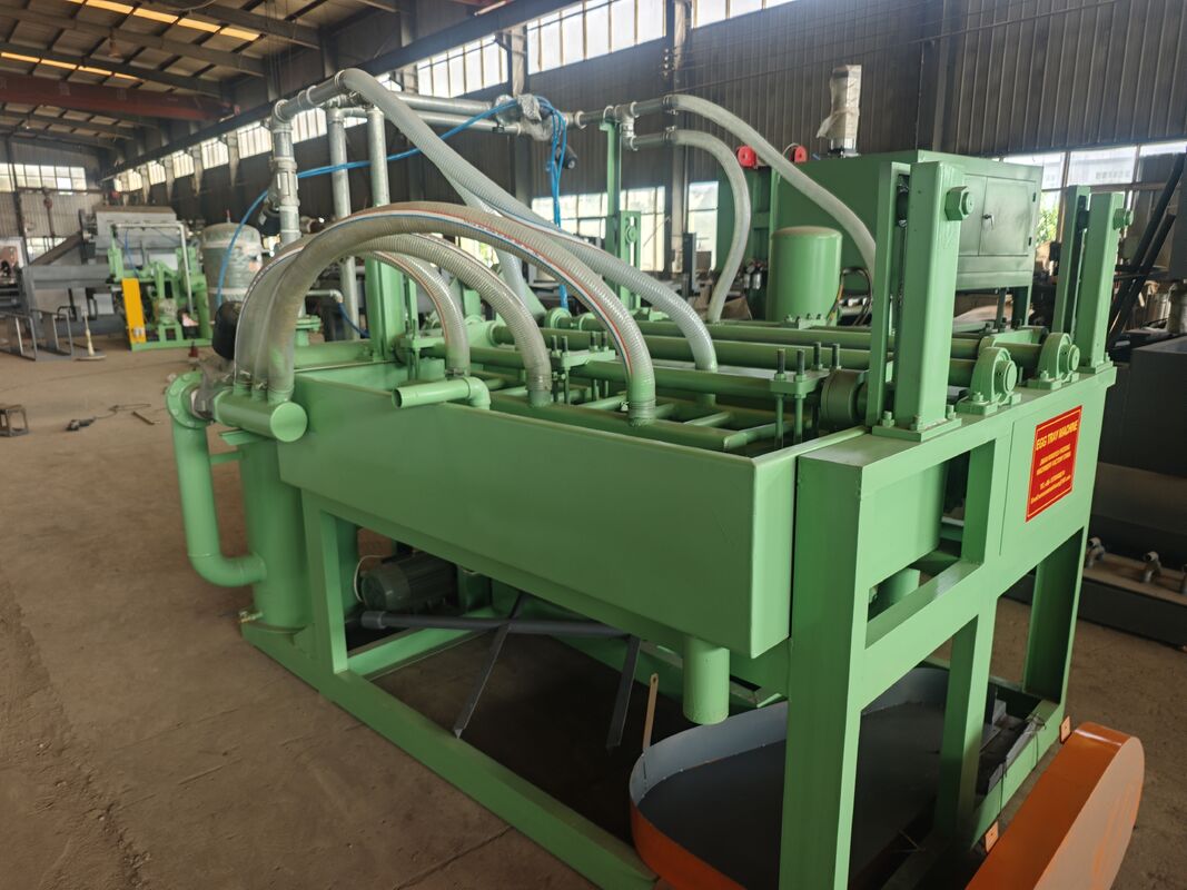 Półautomatyczna maszyna do produkcji wytłaczanek na jajka 700 szt./h-1500 szt./h Zautomatyzowana linia produkcyjna wytłaczanek na jajka z recyklingu